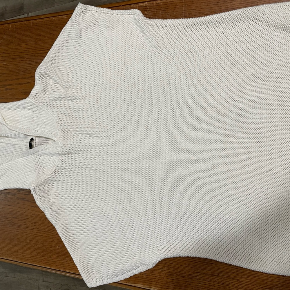 White Talbots Sweater No sleeves